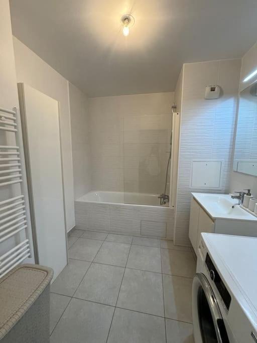Superbe Appartement - Near Paris 科尔贝－埃索讷 外观 照片